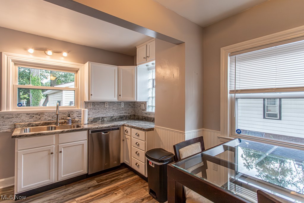 1554 Edgewood Street Northeast Warren, OH 44483 - Photo 9 of 22 Gallery Image 9