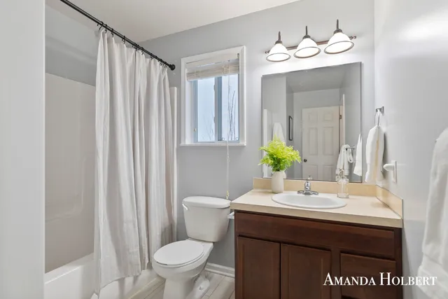 $399,900 | 12100 Russell Way Court, Cedar Springs, MI 49319