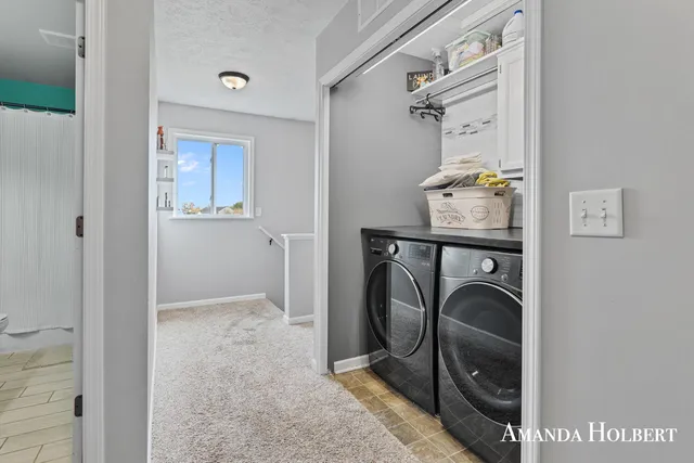 $399,900 | 12100 Russell Way Court, Cedar Springs, MI 49319