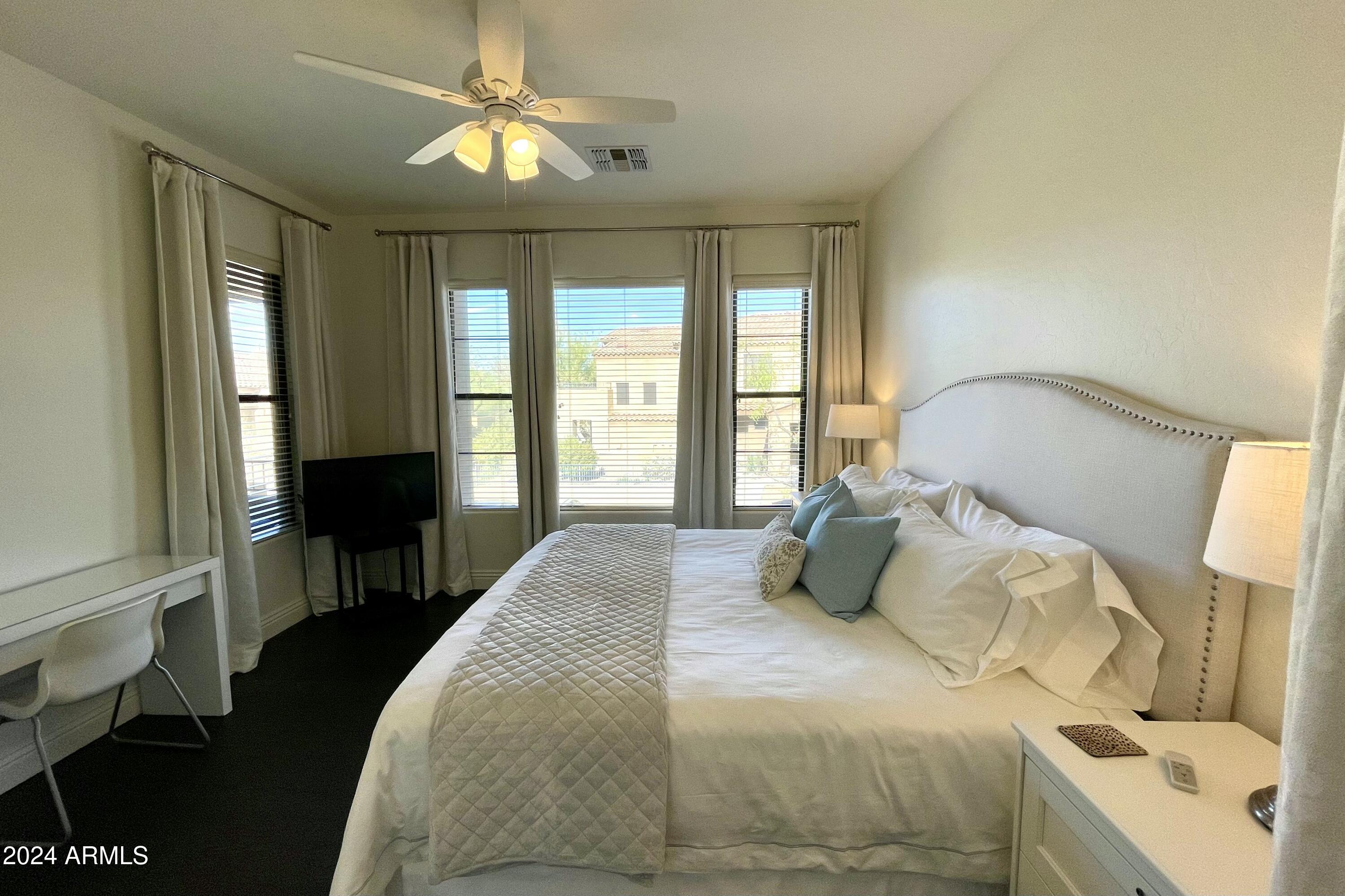 16600 North Thompson Peak Parkway, Unit 2011 Scottsdale, AZ 85260 - Photo 8 of 27 IMG_8582