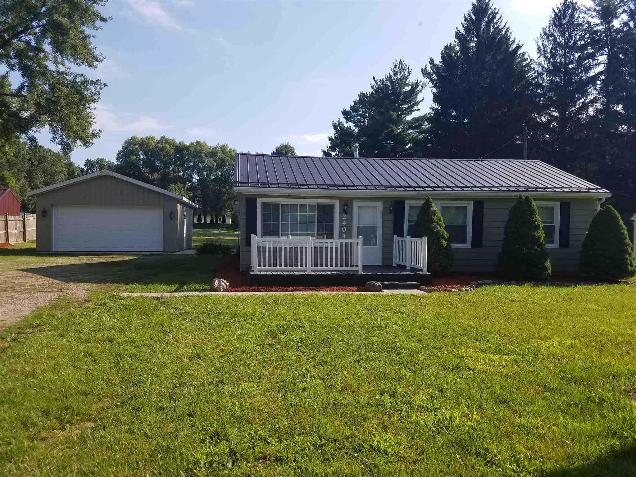 2404 Maples Road Fort Wayne, IN 46816 - Photo 1 of 36
