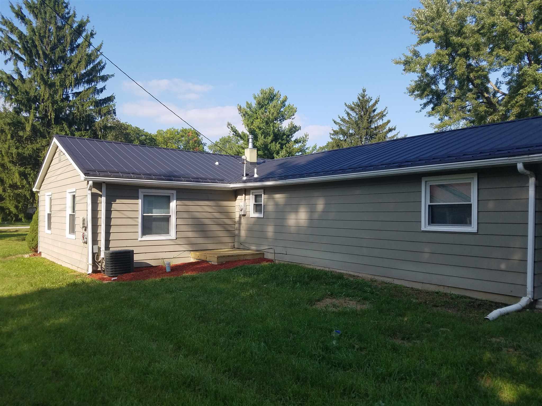 2404 Maples Road Fort Wayne, IN 46816 - Photo 7 of 36