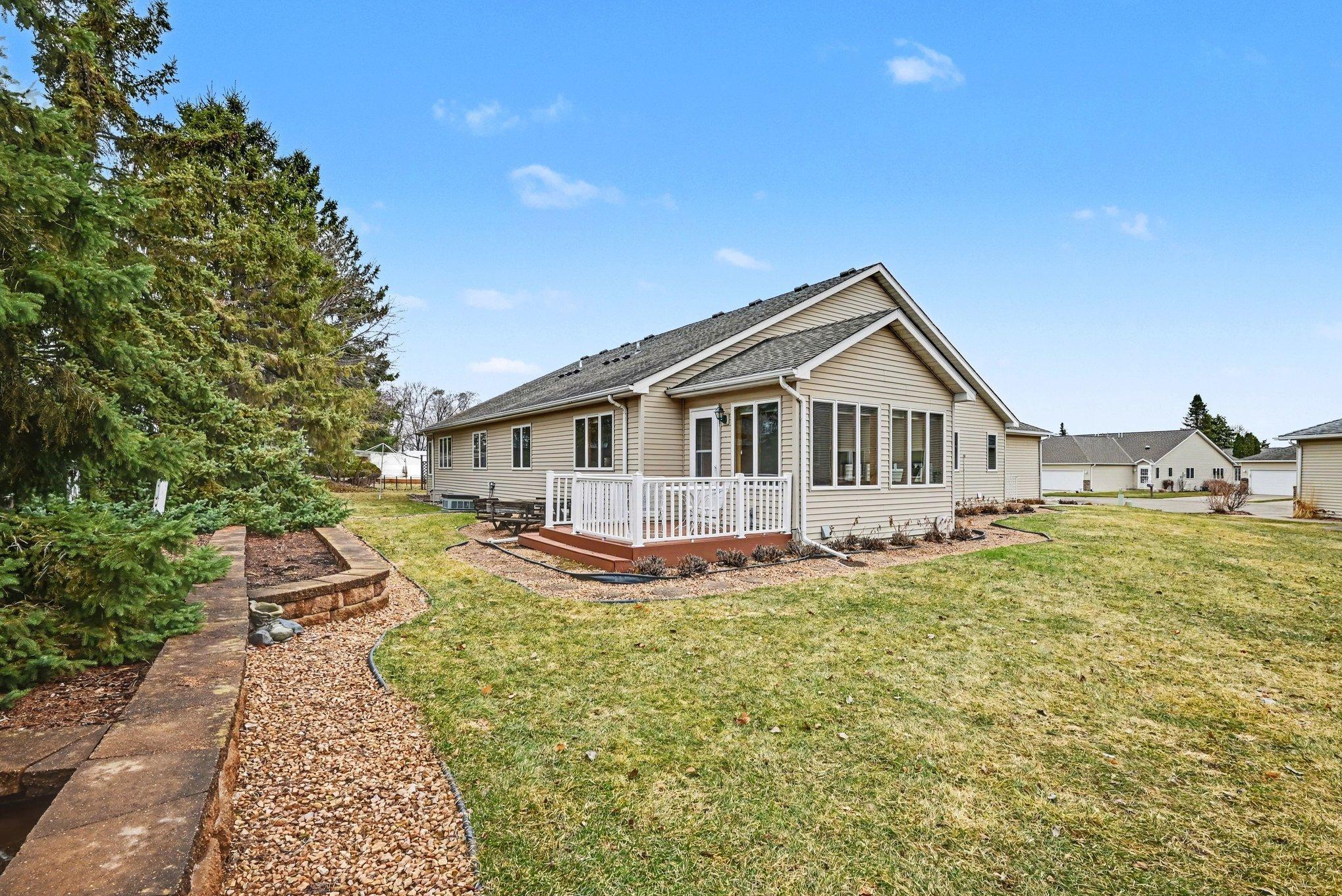 1950 West Ridge Circle Stillwater, MN 55082 - Photo 11 of 32