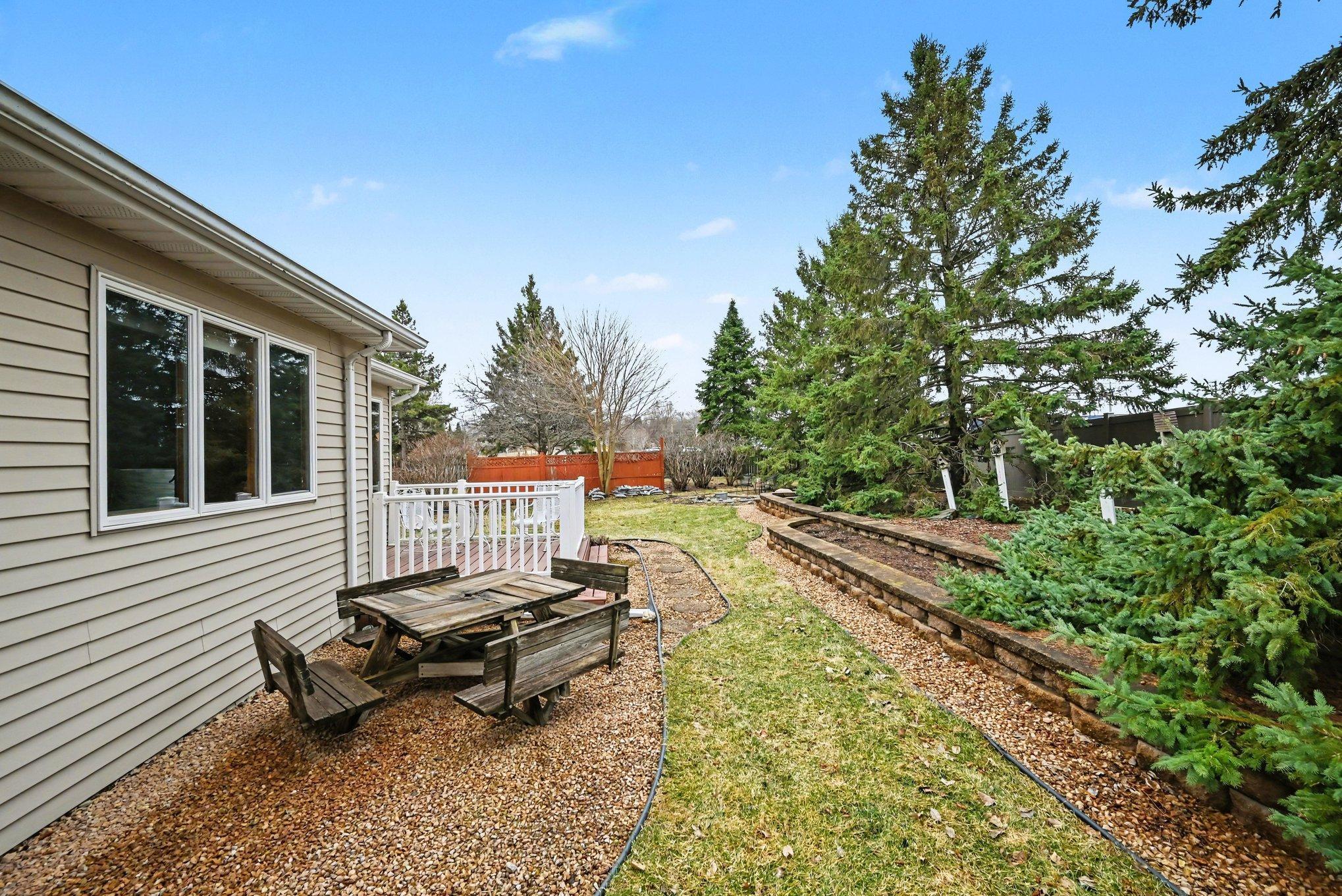 1950 West Ridge Circle Stillwater, MN 55082 - Photo 8 of 32