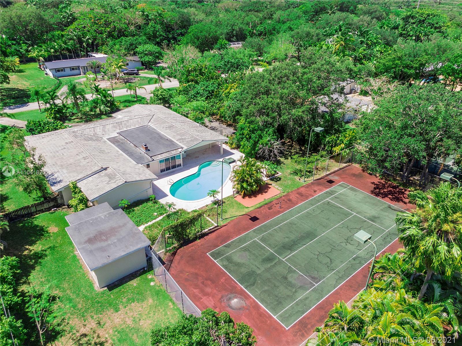 6445 Southwest 129th Terrace Pinecrest, FL 33156 - Photo 2 of 54