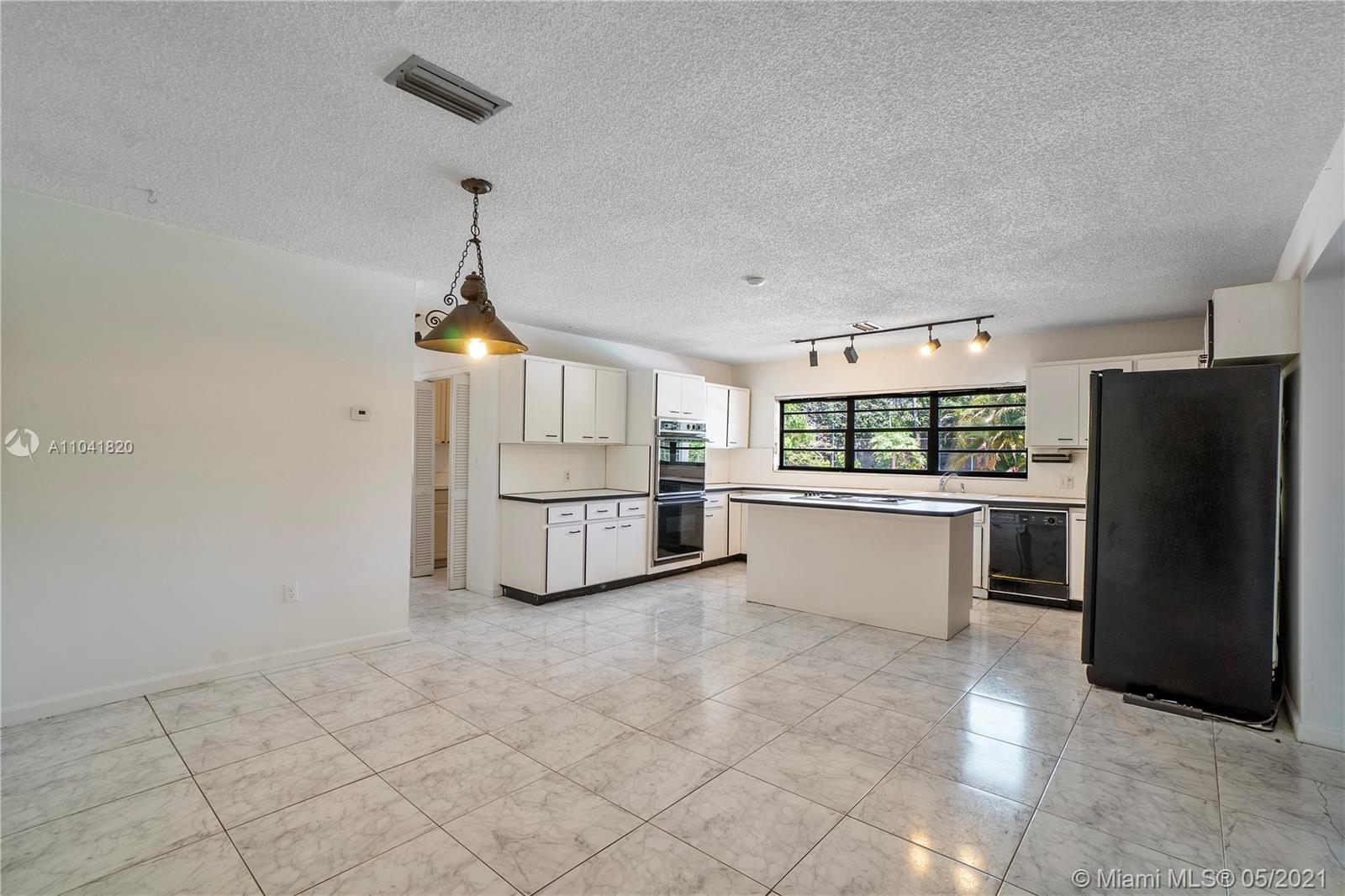 6445 Southwest 129th Terrace Pinecrest, FL 33156 - Photo 11 of 54