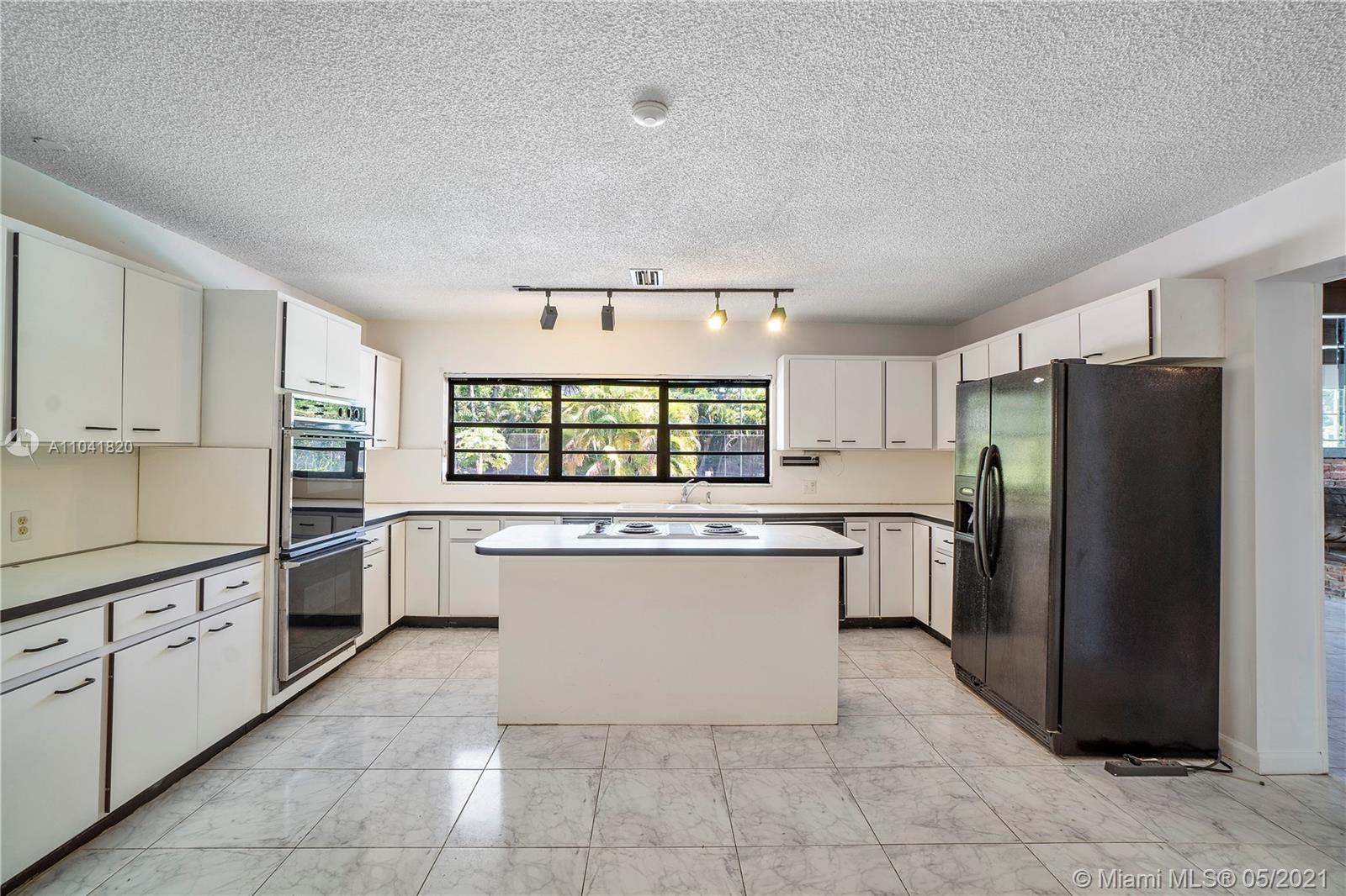 6445 Southwest 129th Terrace Pinecrest, FL 33156 - Photo 12 of 54