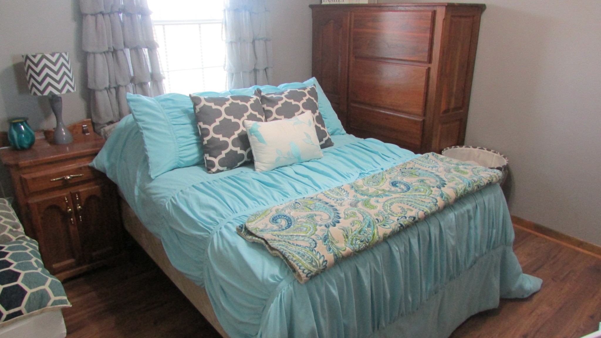 3455 Gimlet Road Lawrenceburg, TN 38464 - Photo 12 of 28 a bedroom with a bed and a window