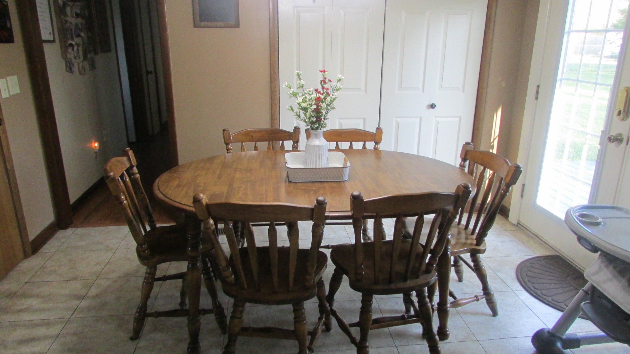 3455 Gimlet Road Lawrenceburg, TN 38464 - Photo 20 of 28 a view of a dining room with furniture and window