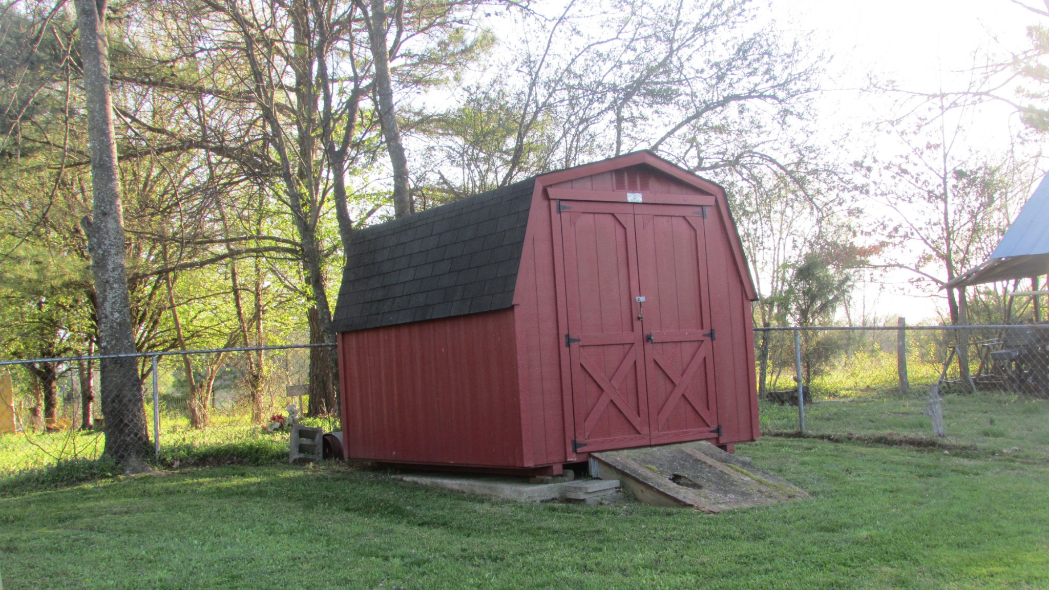3455 Gimlet Road Lawrenceburg, TN 38464 - Photo 26 of 28 a view of backyard with barn and a large trees