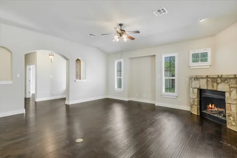 $599,500 | Undisclosed Address, Austin, TX 78738