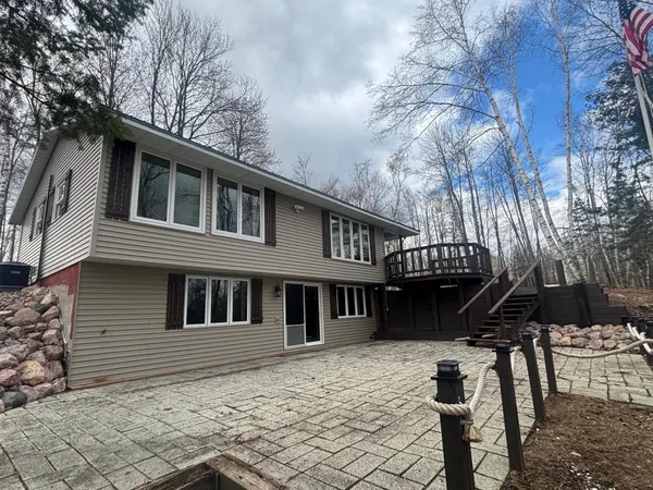 $599,900 | 15744 Double B Lane, Mountain, WI 54149