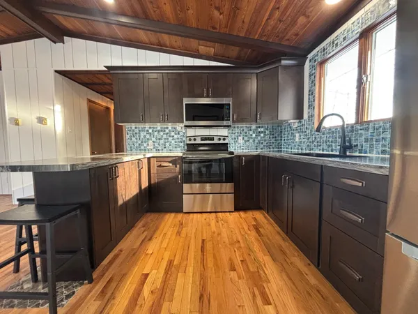 $619,000 | 15744 Double B Lane, Mountain, WI 54149