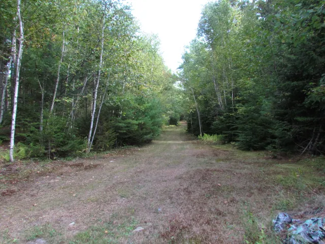 $60,000 | 427 Old County Road, Waldoboro, ME 04572