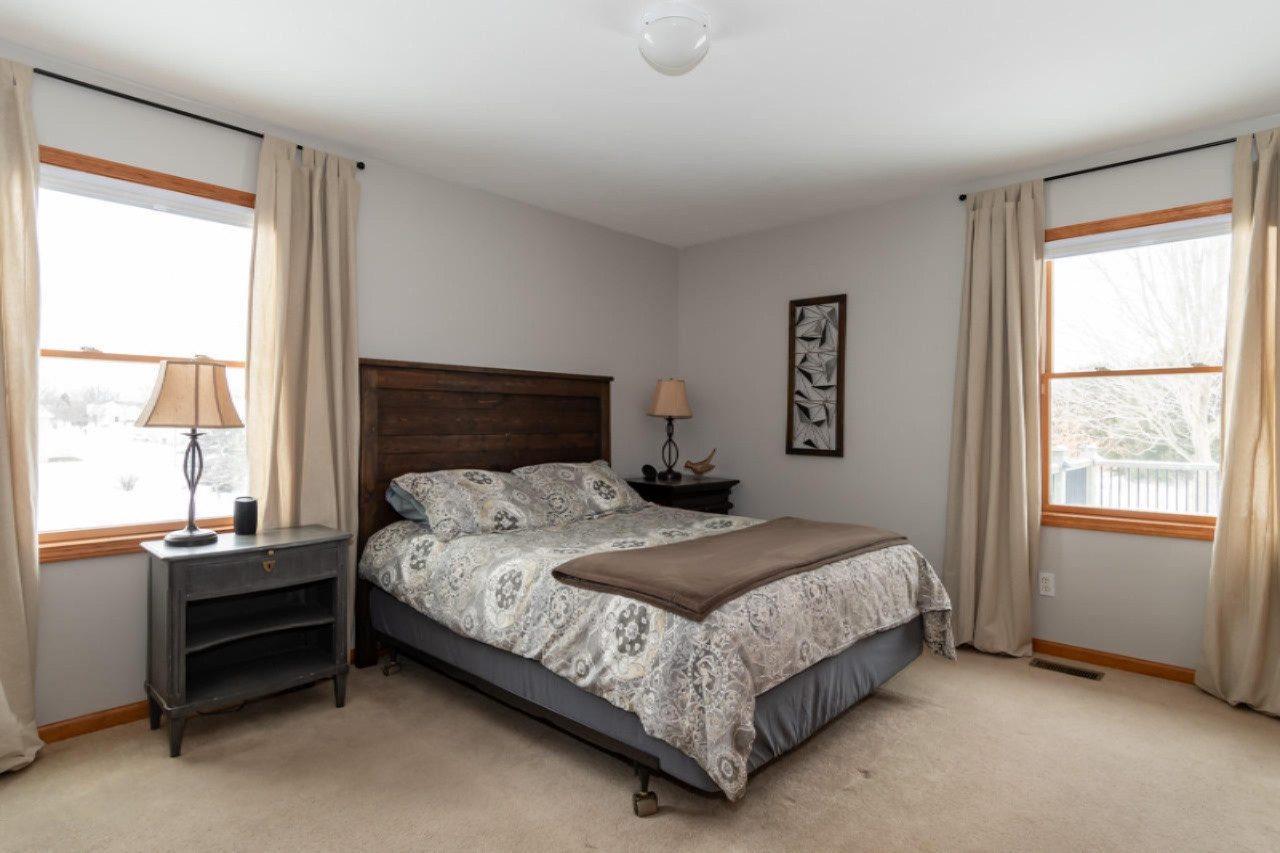53202 Ridgeview Circle Paw Paw, MI 49079 - Photo 14 of 28 The Master