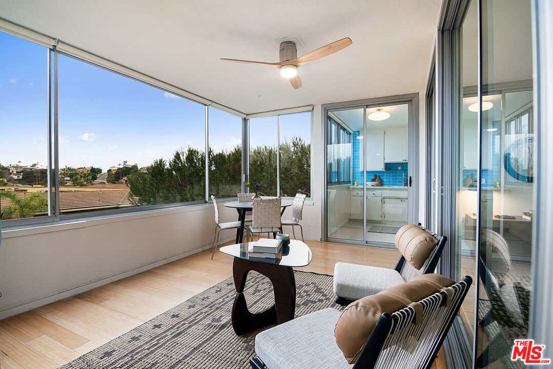 8701 Delgany Avenue, Unit 208 Playa del Rey, CA 90293 - Photo 14 of 38