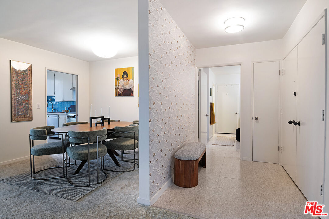 8701 Delgany Avenue, Unit 208 Playa del Rey, CA 90293 - Photo 4 of 38