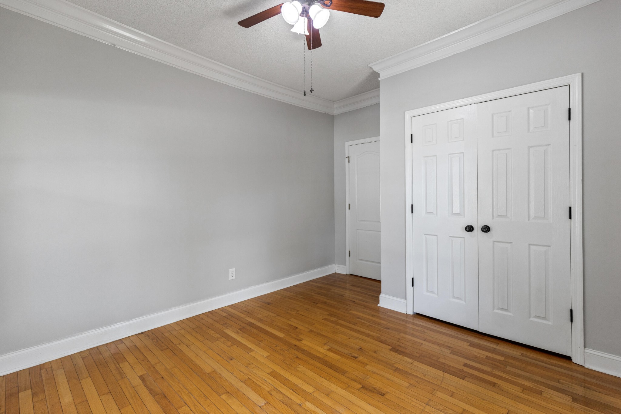 253 15th Street Northwest Cleveland, TN 37311 - Photo 31 of 35 a view of an empty room with wooden floor