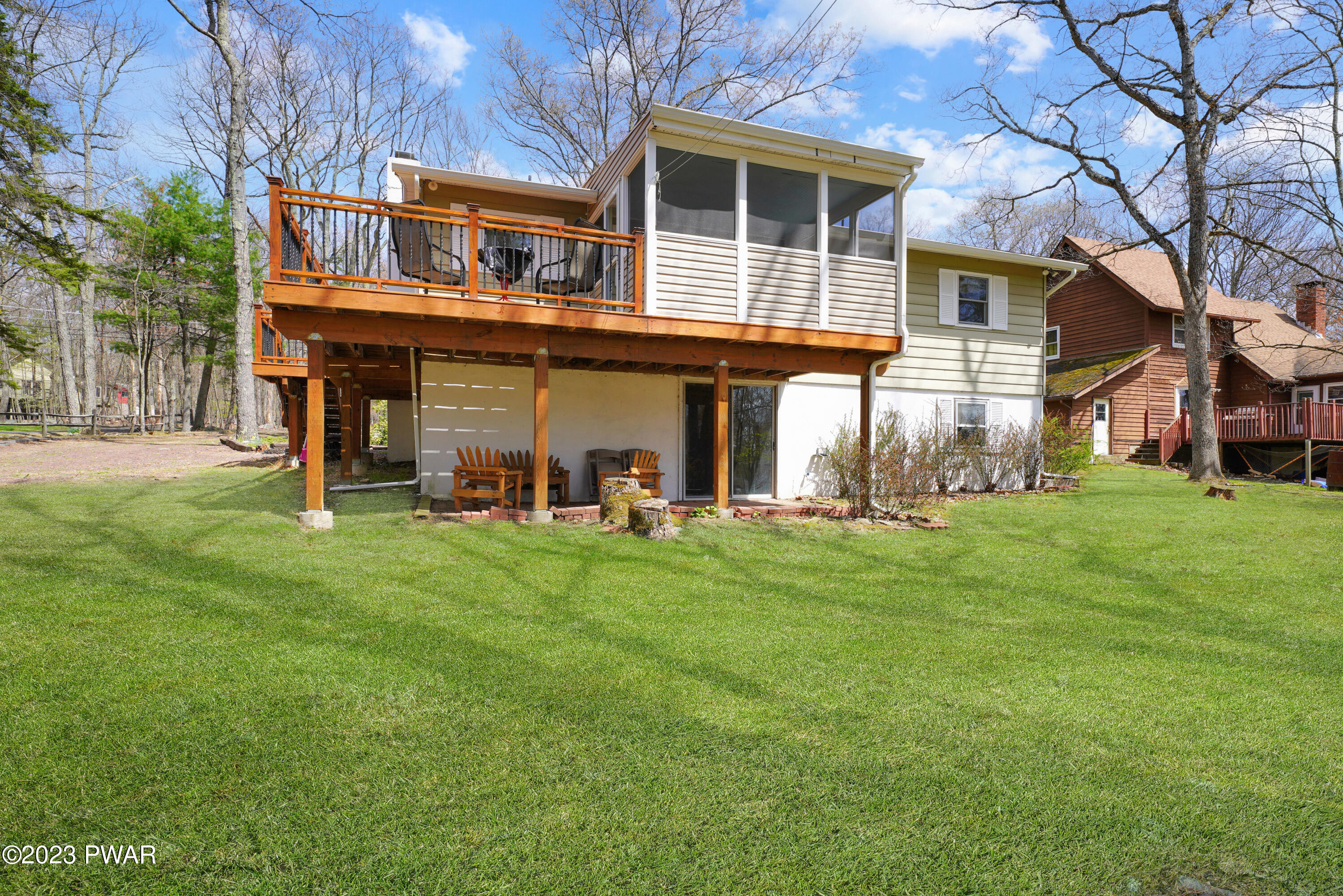 139 Stonehenge Road Milford, PA 18337 - Photo 6 of 34