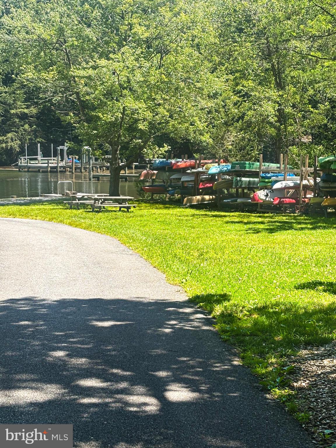1876 Severn Grove Road Annapolis, MD 21401 - Photo 36 of 36 Canoe/Kayak storage