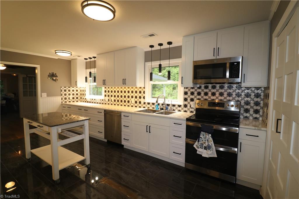 310 Timmys Lane King, NC 27021 - Photo 8 of 46