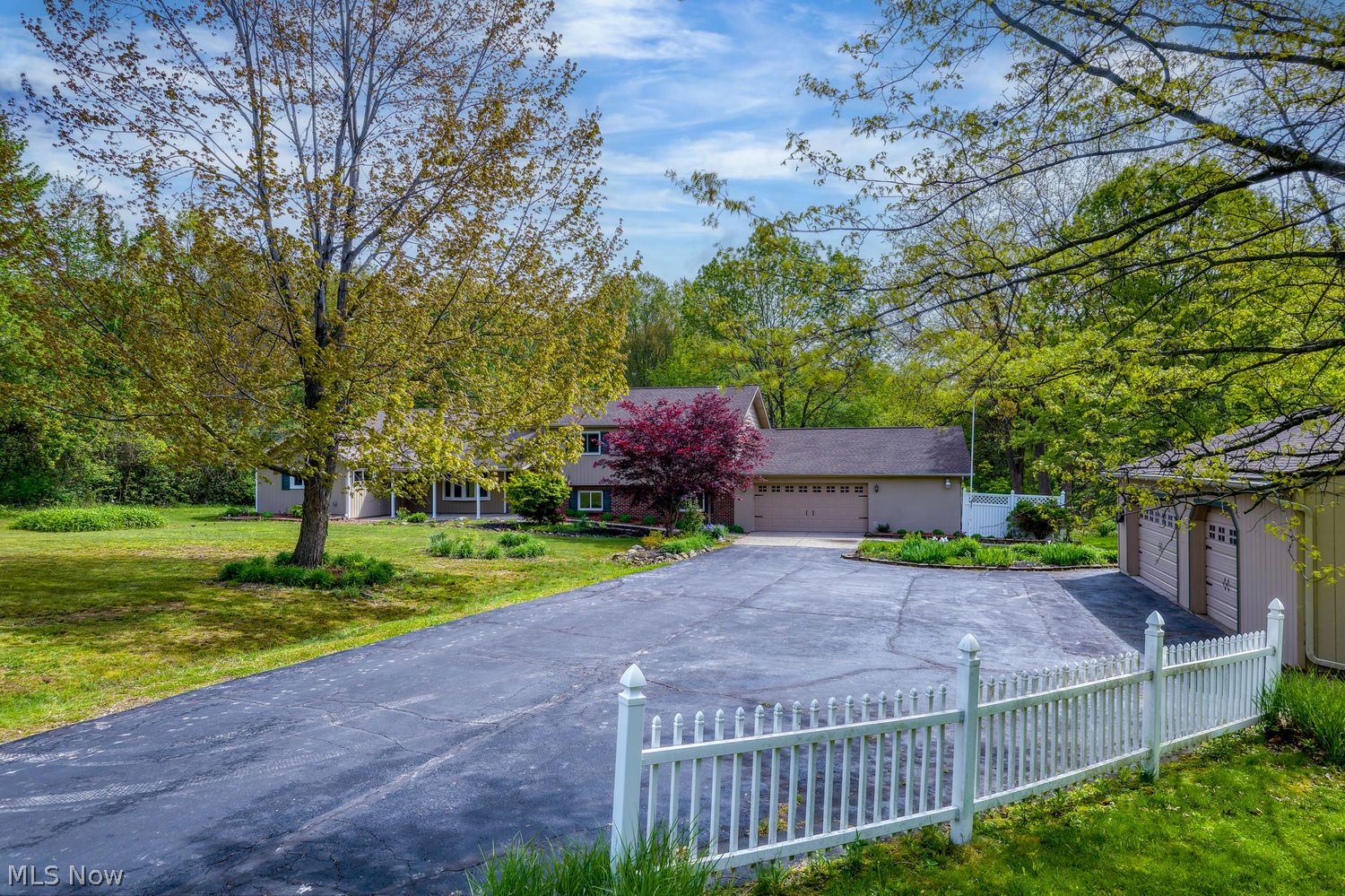 9353 Chamberlin Road Twinsburg, OH 44087 - Photo 34 of 44