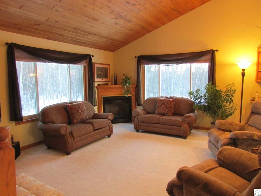 5608 Halie Road Proctor, MN 55810 - Photo 10 of 17 The Living Room