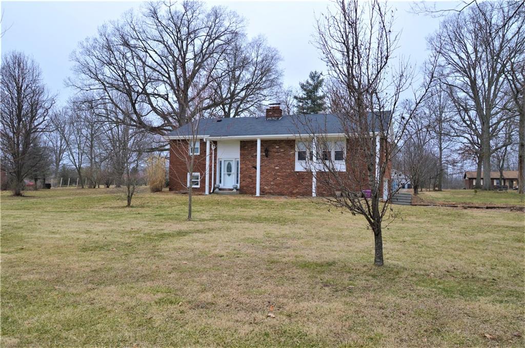 7000 West Cornbread Road Yorktown, IN 47396 - Photo 1 of 21