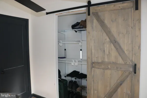 a view of walk in closet