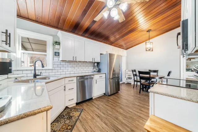 $290,000 | 818 West Marquette Street, Appleton, WI 54914