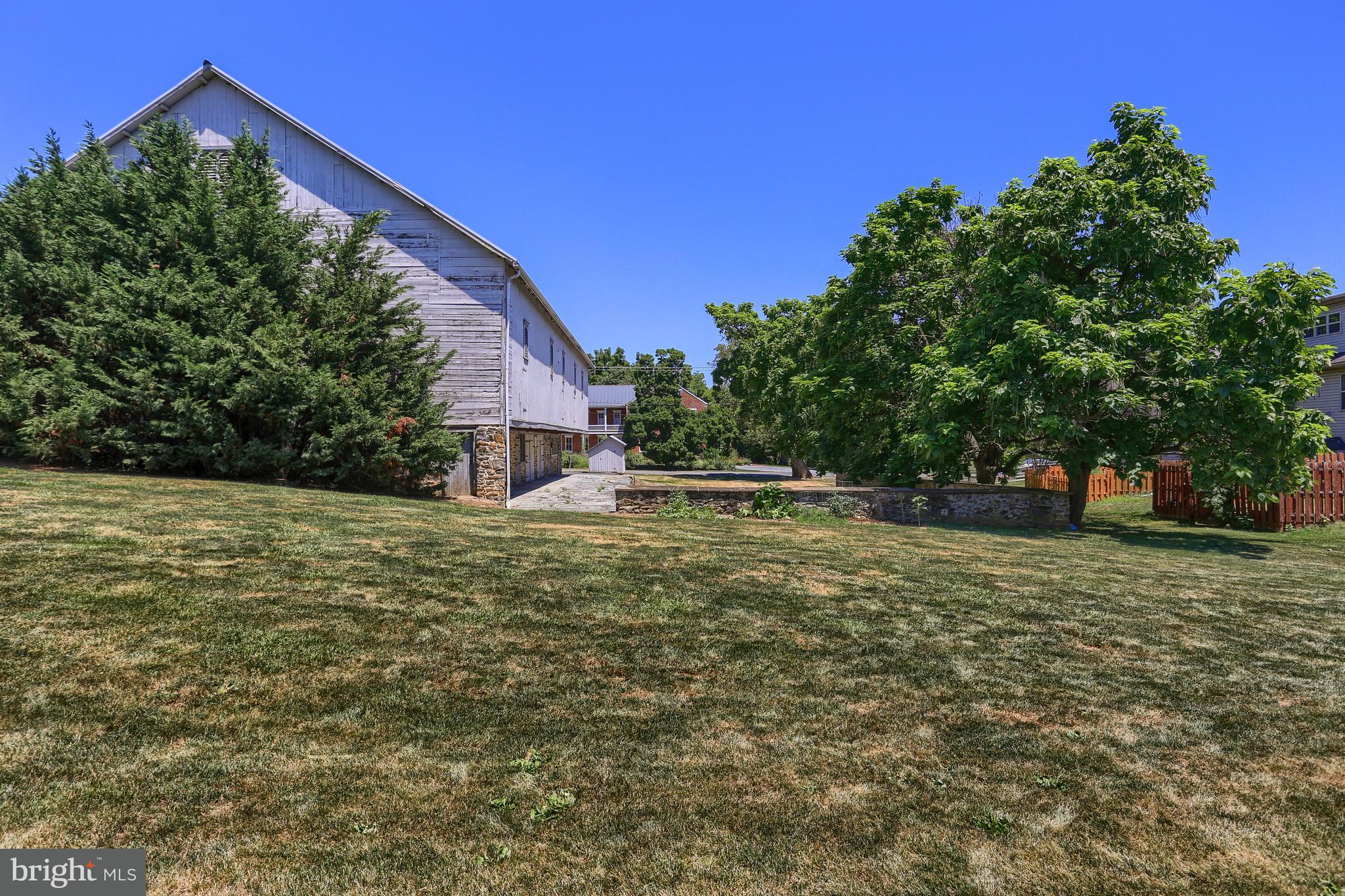 761 Sylvan Road Lancaster, PA 17601 - Photo 9 of 38 Gallery Image 9