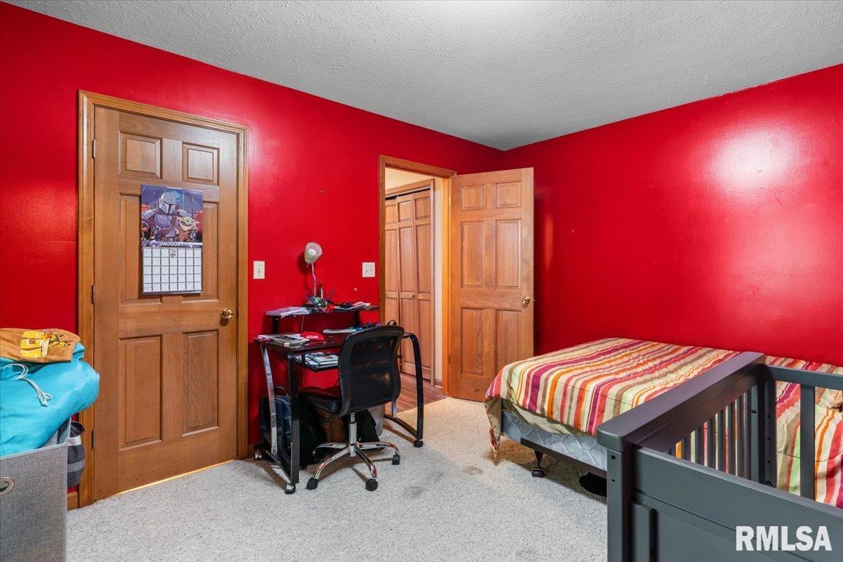 8033 Wilson Terrace Springfield, IL 62712 - Photo 15 of 39