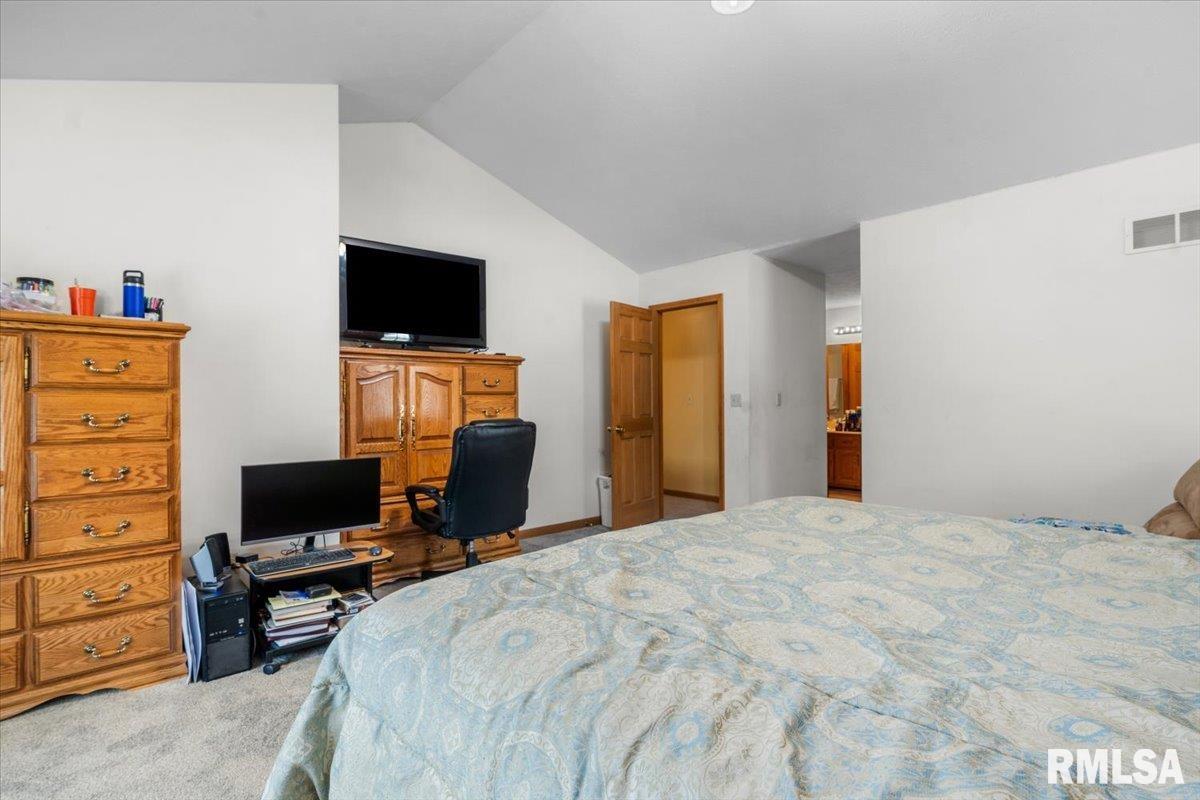 8033 Wilson Terrace Springfield, IL 62712 - Photo 21 of 39