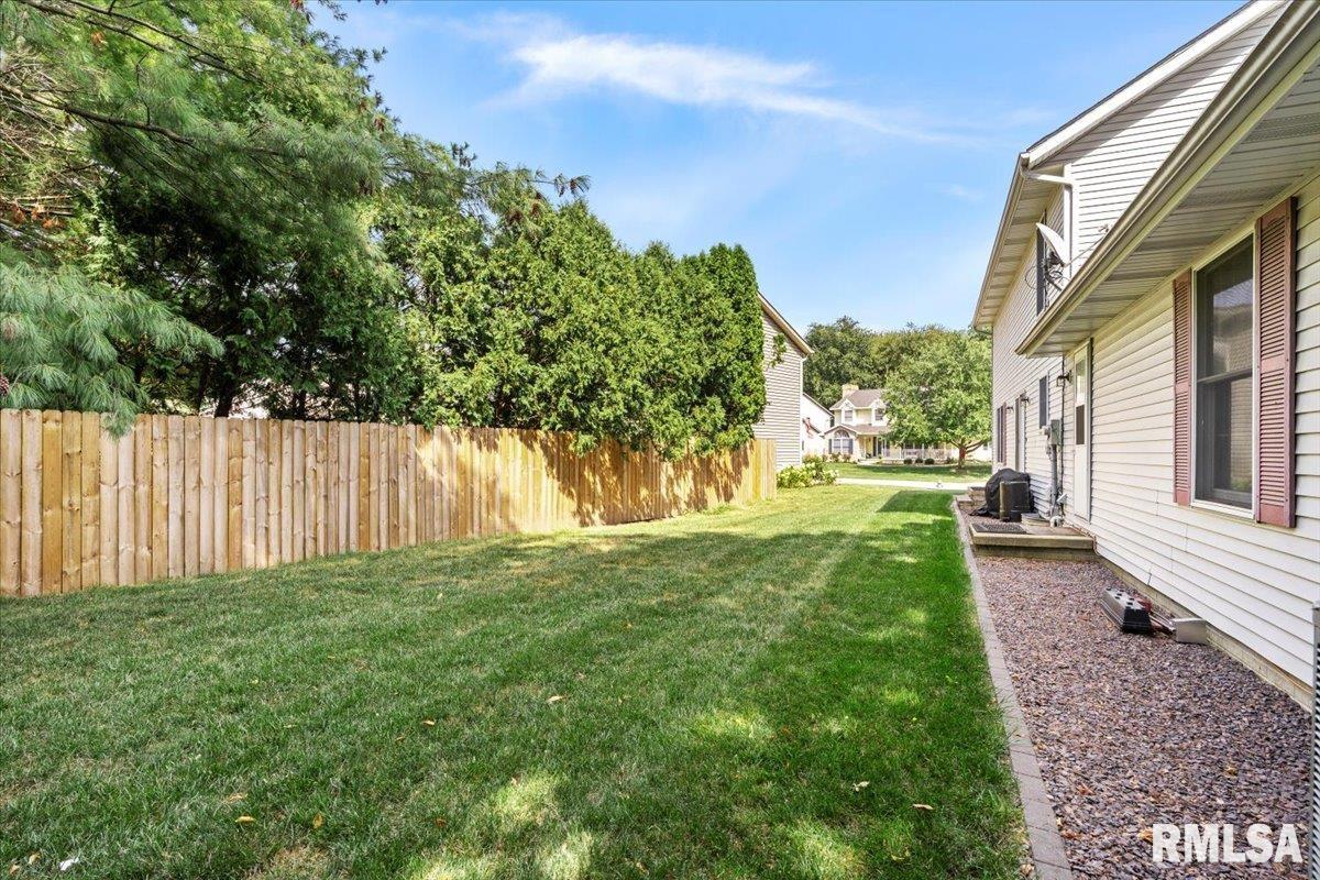 8033 Wilson Terrace Springfield, IL 62712 - Photo 38 of 39