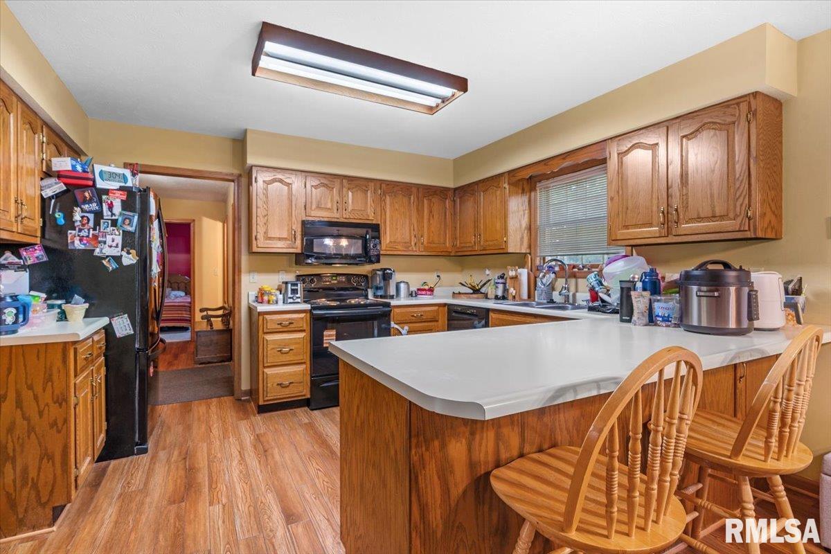 8033 Wilson Terrace Springfield, IL 62712 - Photo 10 of 39