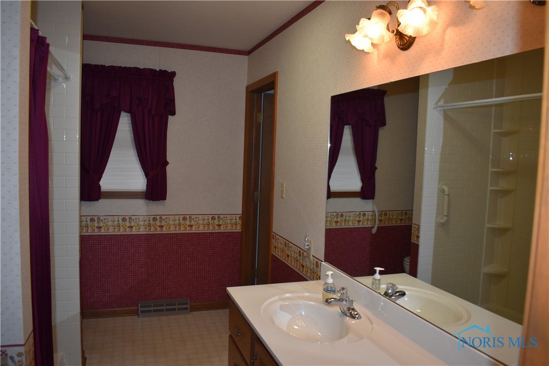 8441 Monclova Road Monclova, OH 43542 - Photo 28 of 42 Gallery Image 28