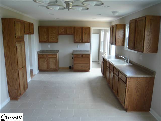 153 State Rd S-42-519 Moore, SC 29369 - Photo 2 of 22 Gallery Image 2