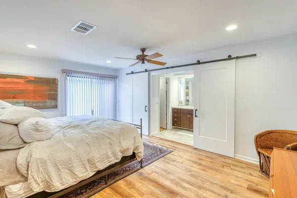 $525,000 | 506 Lost Spur, Horseshoe Bay, TX 78657