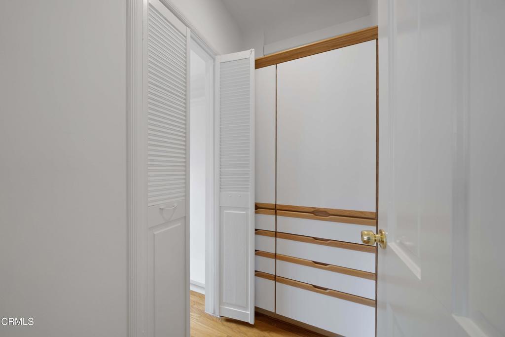 2490 Lorain Road San Marino, CA 91108 - Photo 32 of 52 Primary Walk in Closet