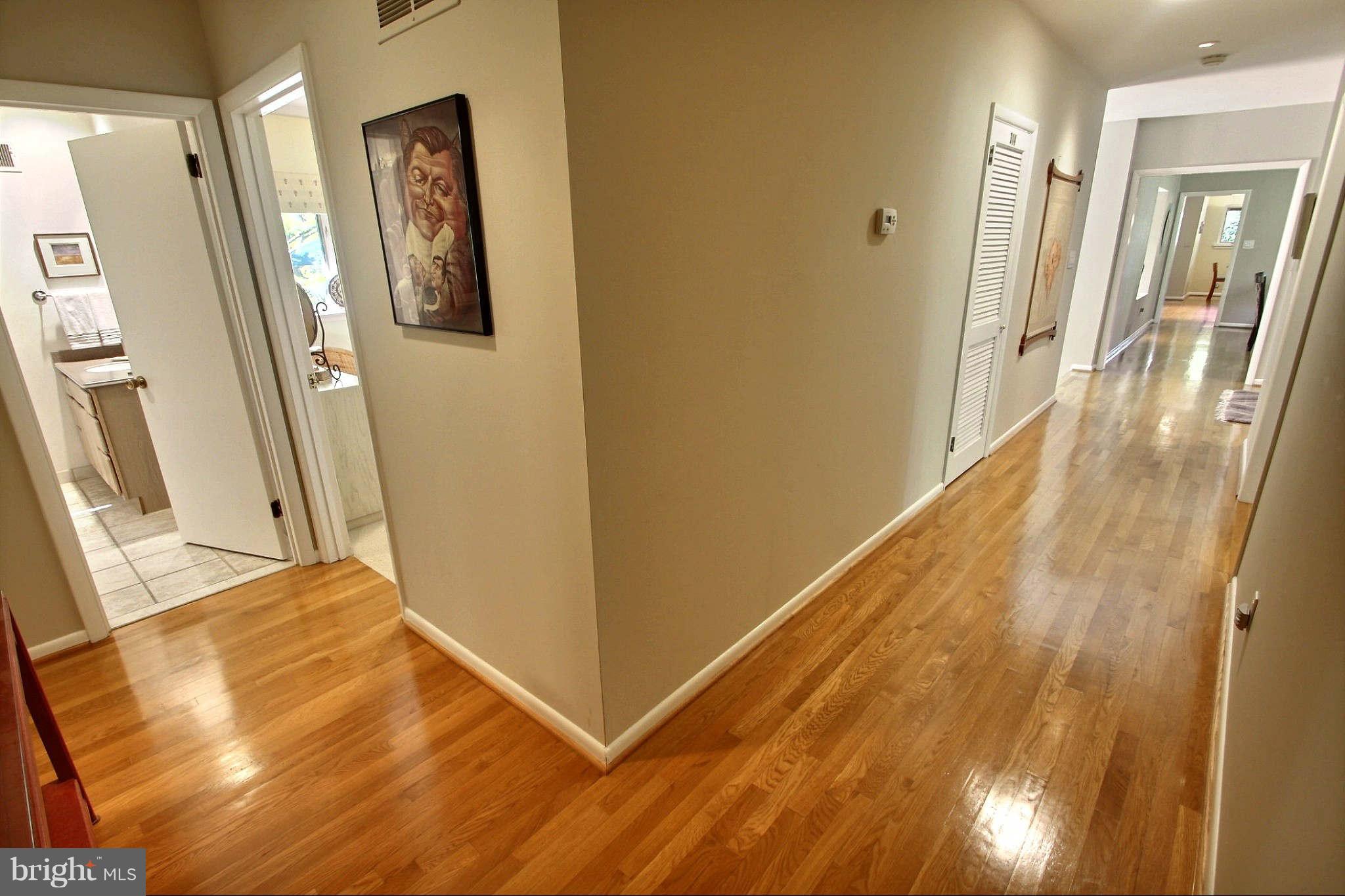 9410 Persimmon Tree Road Potomac, MD 20854 - Photo 23 of 30 Hall
