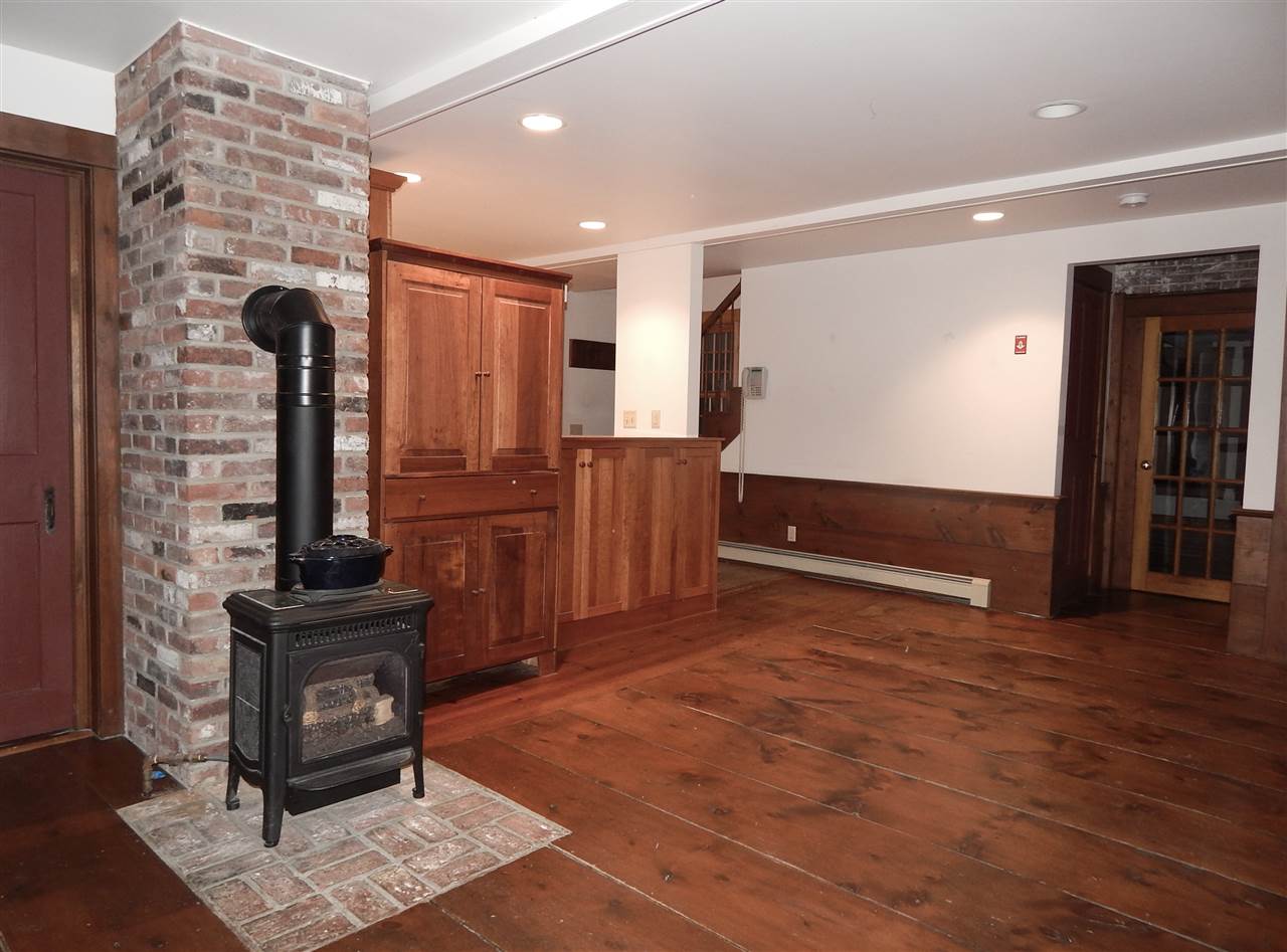 714 Center Road Lyndeborough, NH 03082 - Photo 14 of 34