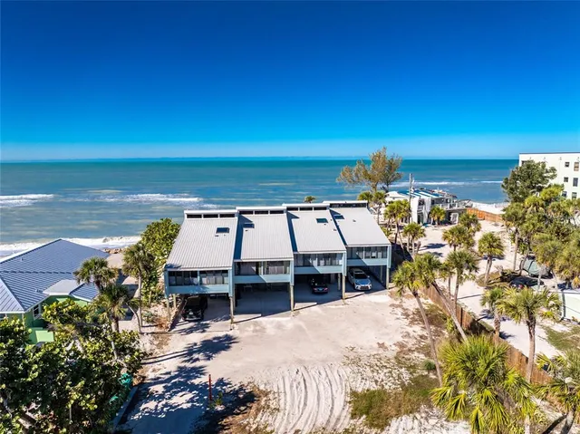 $949,900 | 5030 North Beach Road, Unit 3, Englewood, FL 34223