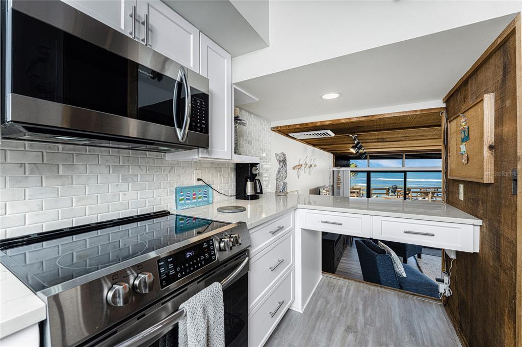 5030 North Beach Road, Unit 3 Englewood, FL 34223 - Photo 23 of 68