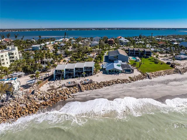 $949,900 | 5030 North Beach Road, Unit 3, Englewood, FL 34223