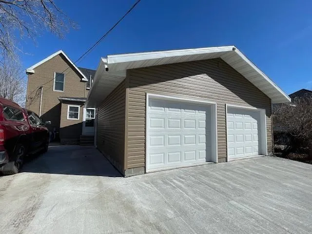 $170,000 | 111 South 5th Street, Montevideo, MN 56265