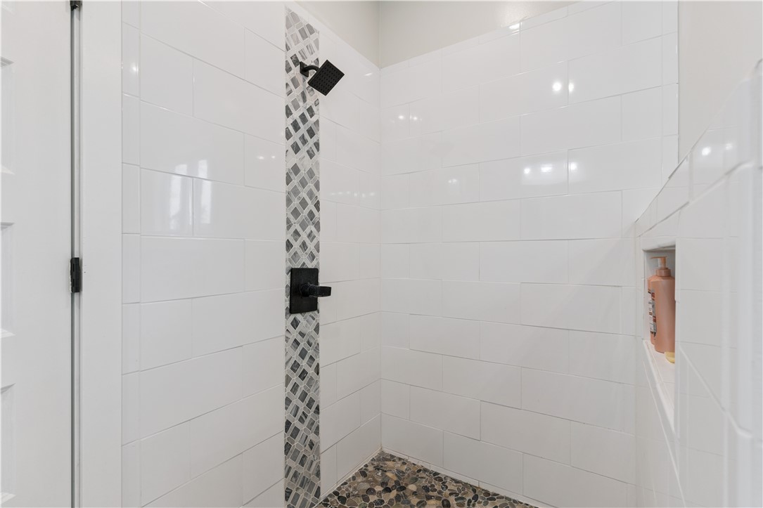 7079 Harrietts Bluff Road Woodbine, GA 31569 - Photo 33 of 62 Primary shower