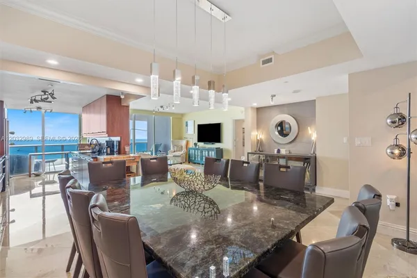 $8,500 | 1600 South Ocean Boulevard, Unit 402, Lauderdale-by-the-Sea, FL 33062