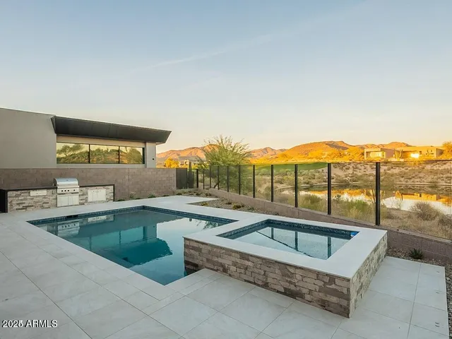 $20,000 | 37200 North Cave Creek Road, Unit 1005, Scottsdale, AZ 85262