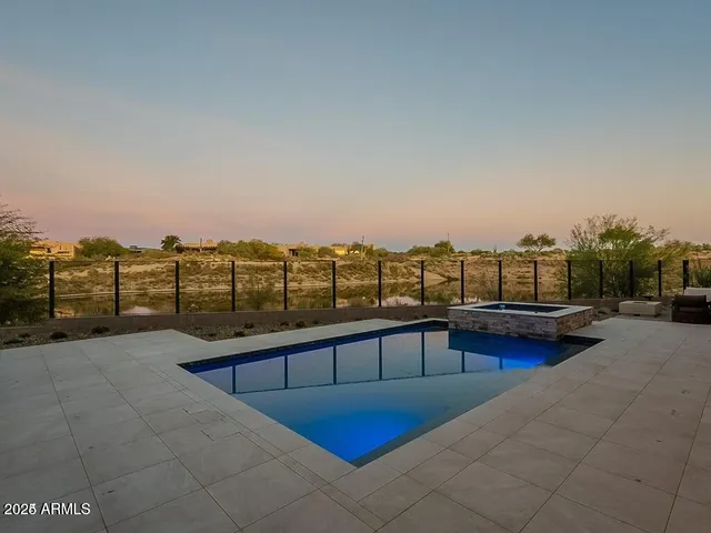 $20,000 | 37200 North Cave Creek Road, Unit 1005, Scottsdale, AZ 85262