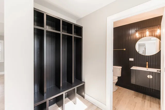 $689,000 | 147 West North Avenue, Lombard, IL 60148